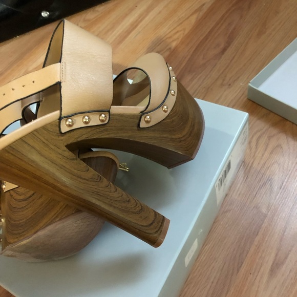 Jessica Simpson pumps - Picture 5 of 5